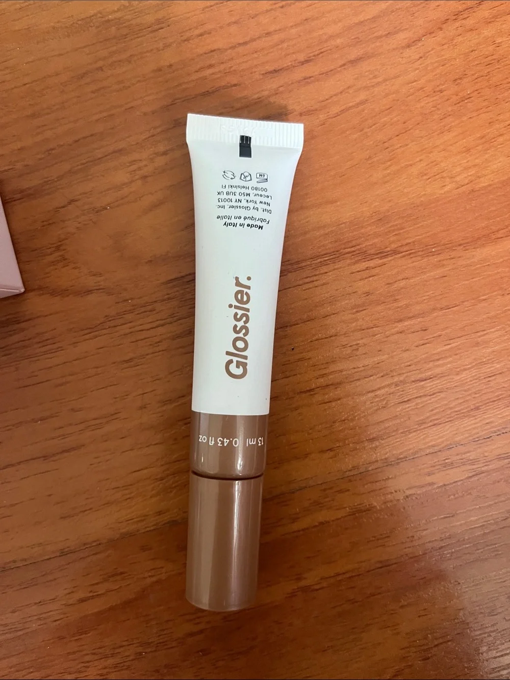 Glossier Makeup Bundle: 2 Concealers, Crème Bronzer & Lip Liner
